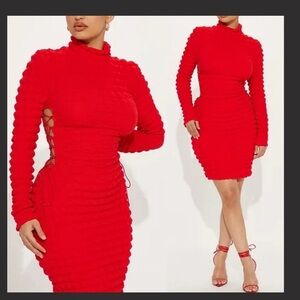 ✅🆕Red Bubble Stretch Dress w/side cutouts & lace up,round neck,no closure ❣️NWOT